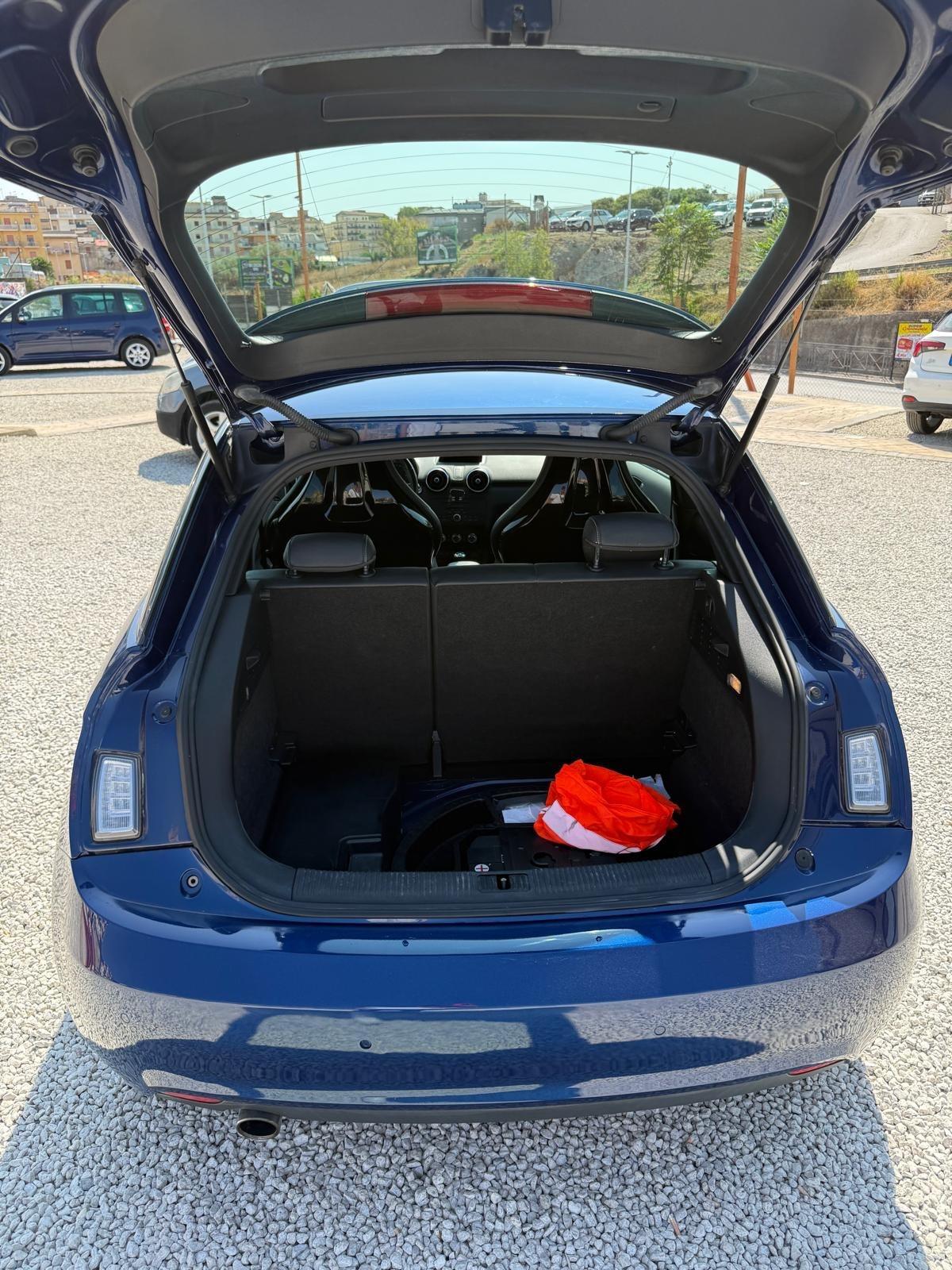 Audi A1 1.6 TDI Attraction