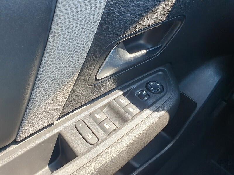 CITROËN NEW C4 1.5 BlueHDi 130CV EAT8 LED PARK CAM