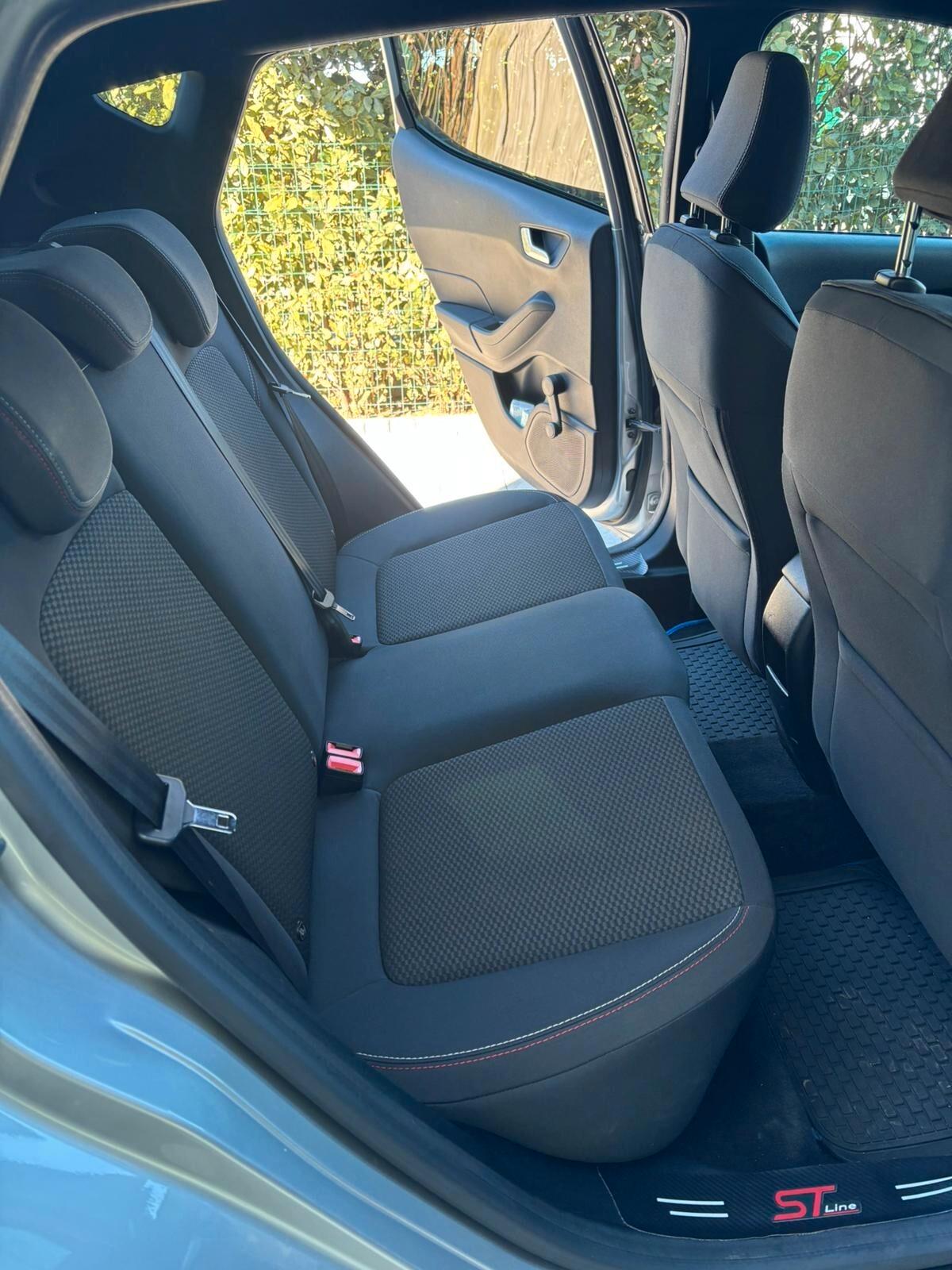 Ford Fiesta 1.5 TDCi 5 porte ST-Line