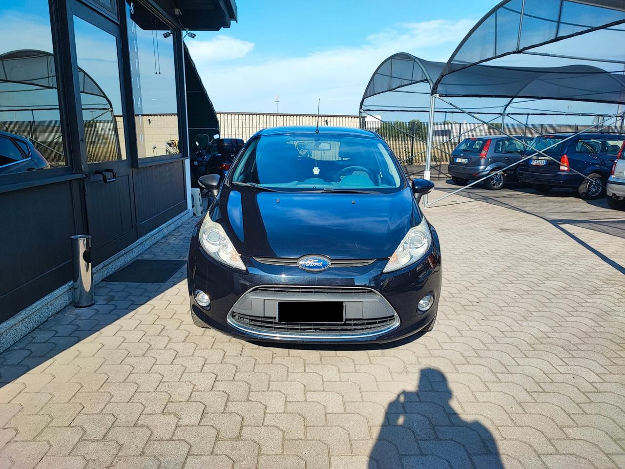 Ford Fiesta 1.2 5 porte uni-pro