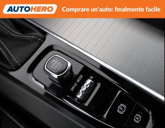 VOLVO XC60 T5 AWD Geartronic R-design