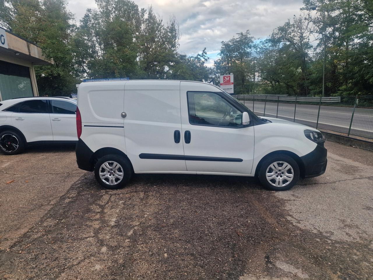 Doblò 1.6 MJT 105CV PC-TN Cargo Lamierato SX