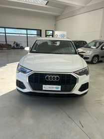 Audi Q3 2.0 TDI 150 CV Business
