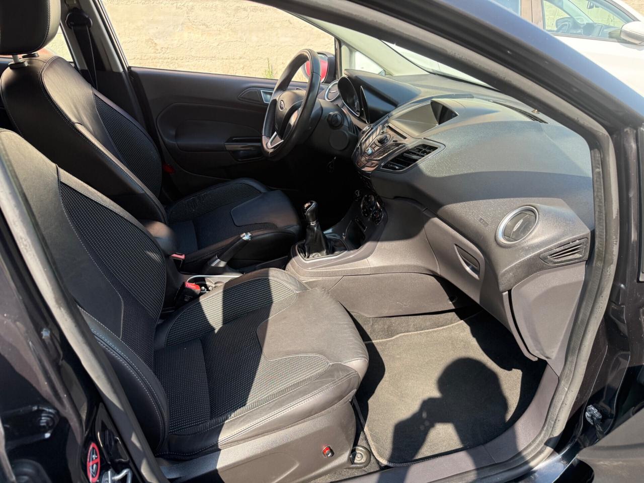 Ford Fiesta 1.0GPL 100CV 5 porte Individual - 2013