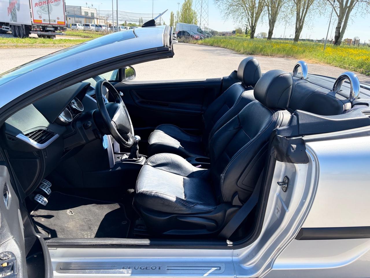 Peugeot 207 1.6 THP 150CV CC Féline cabrio