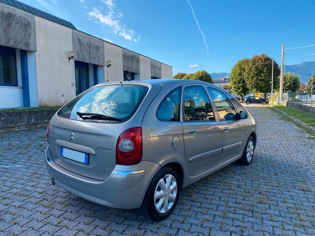 Citroen Xsara Picasso 1.8i GPL Exclusive