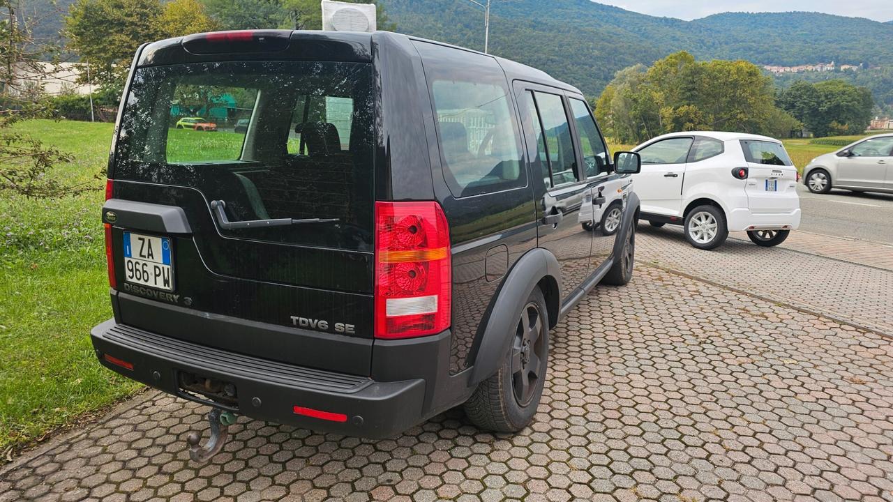 Land Rover Discovery 3 2.7 TDV6 SE