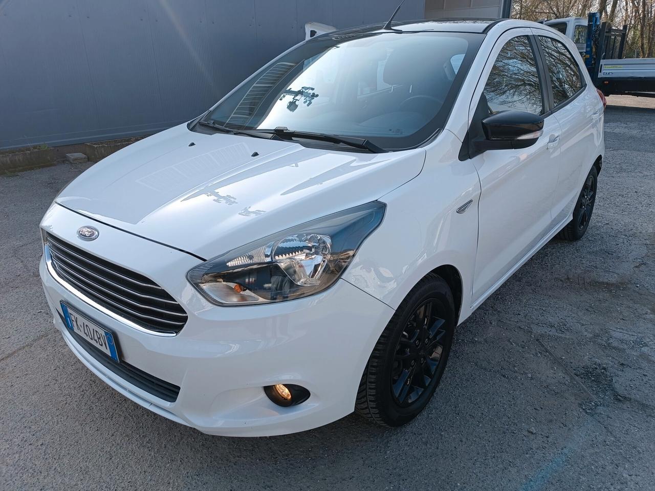 Ford Fiesta 1.2 82 CV 5 porte Titanium