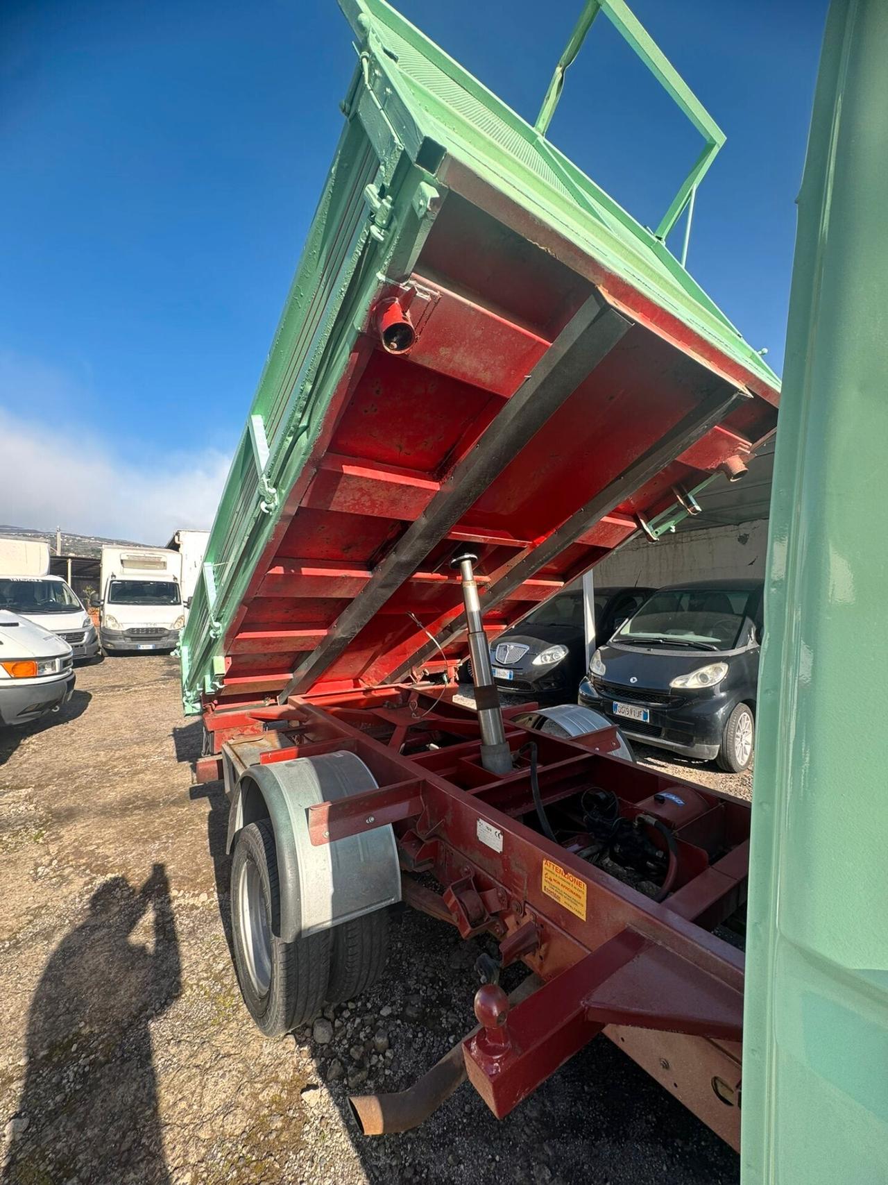 IVECO DAILY 35C13 RIBALTABILE TRI LATERALE MOTORE 2.8 TURBO