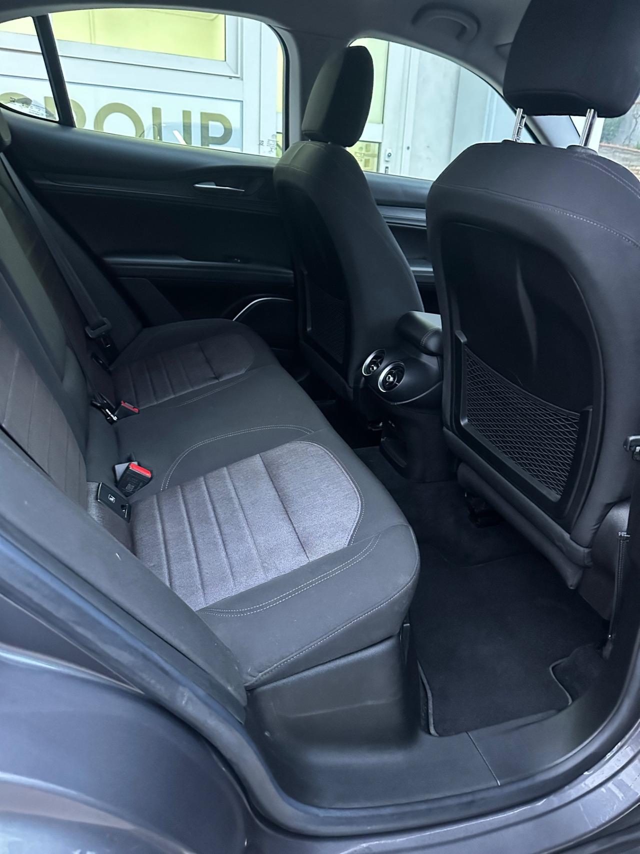 Alfa Romeo Stelvio 2.2 Turbodiesel 190 CV AT8 Q4 Business