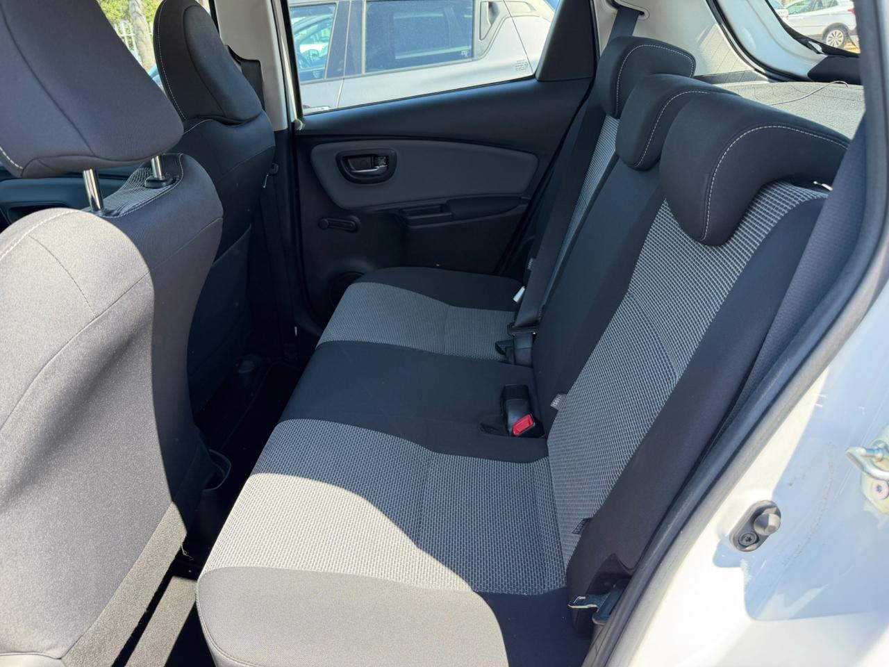 Toyota Yaris 1.5 Hybrid 5 porte Active