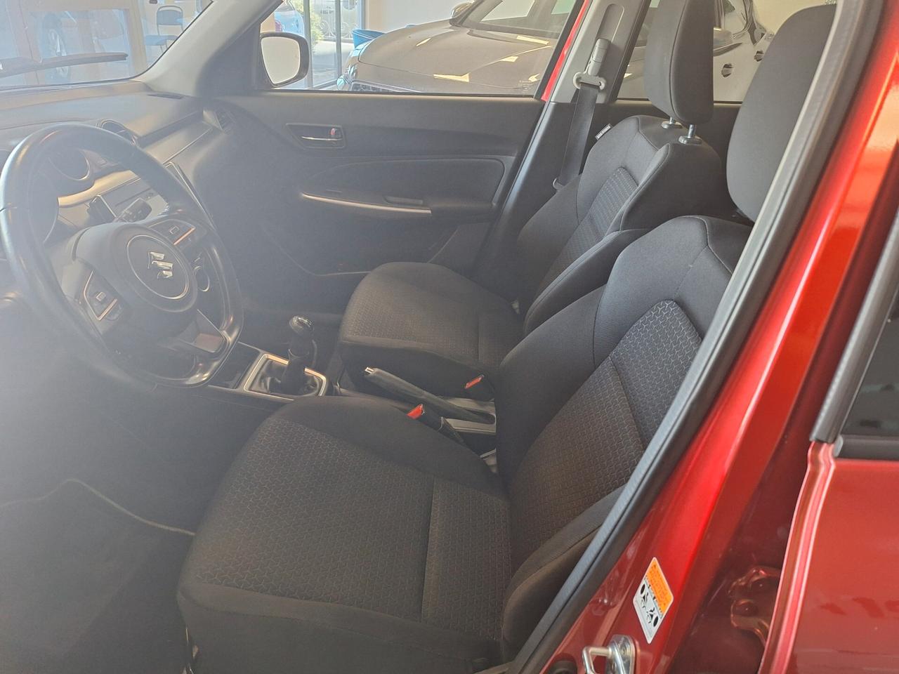 Suzuki Swift 1.2 Hybrid Top
