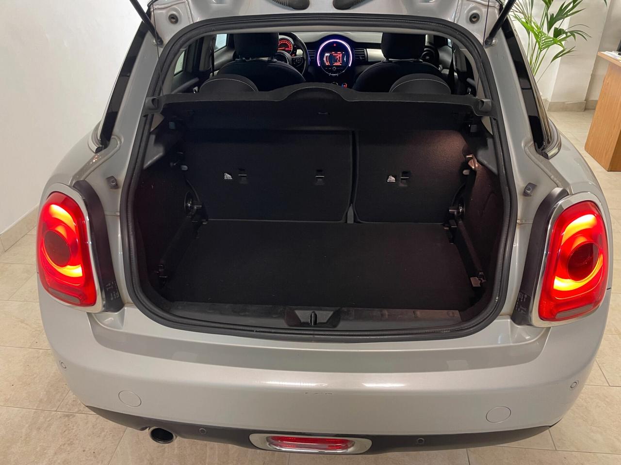 Mini Cooper D 1.5 116 CV 5p Business XL FULL , LED, NEOPATENTATI