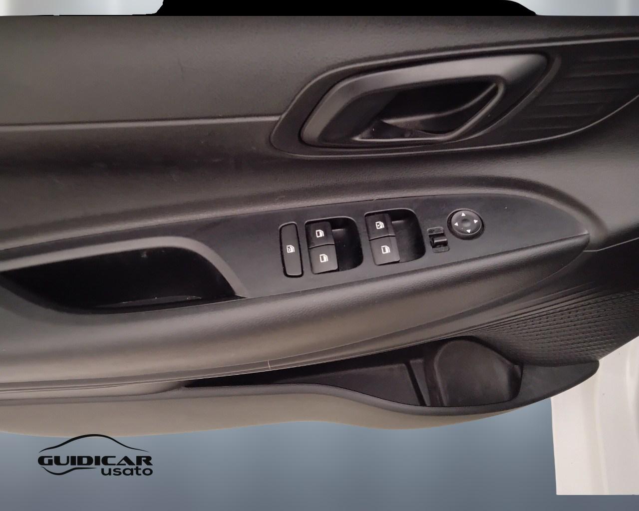 HYUNDAI i20 III 2021 - i20 1.2 mpi Connectline Exterior Pack