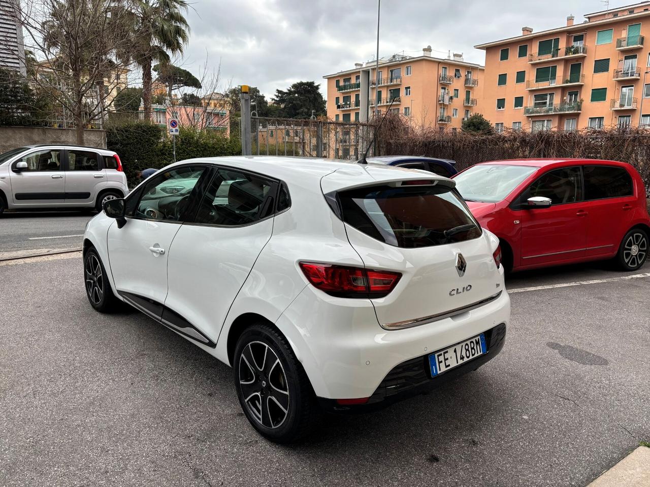 Renault Clio TCe 12V 90CV Start&Stop 5 porte Energy Intens