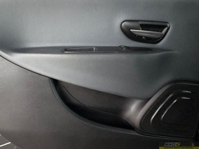 Lancia Ypsilon Ypsilon 1.2 69 CV 5 porte Silver