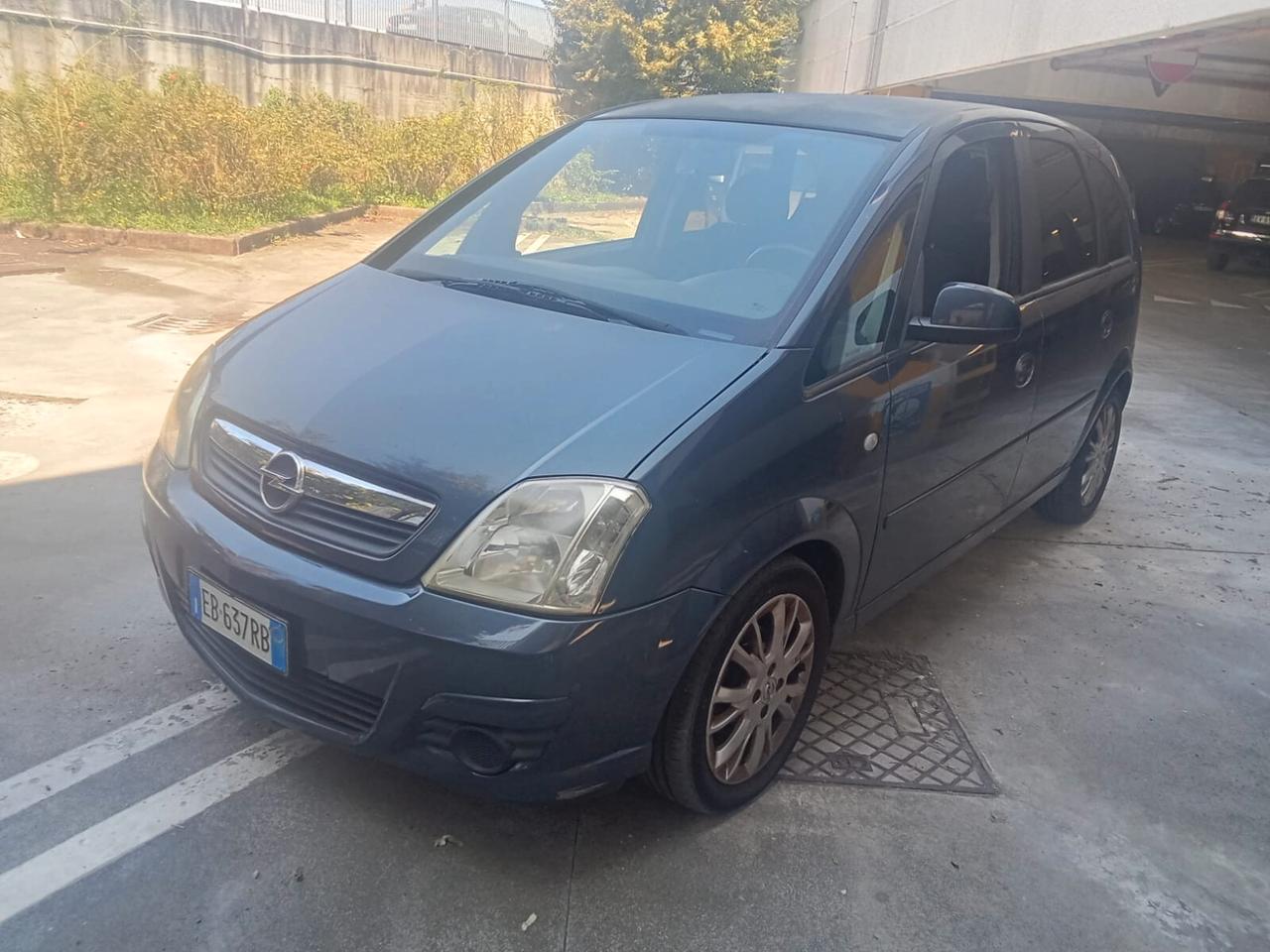 Opel Meriva 1.4 16V GPL-TECH Club