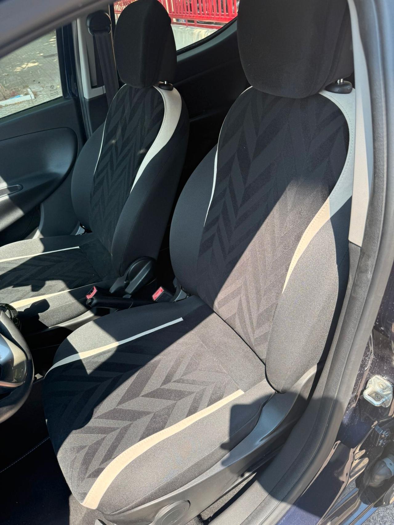 Lancia Ypsilon 1.2 69 CV 5 porte GPL Ecochic Platinum