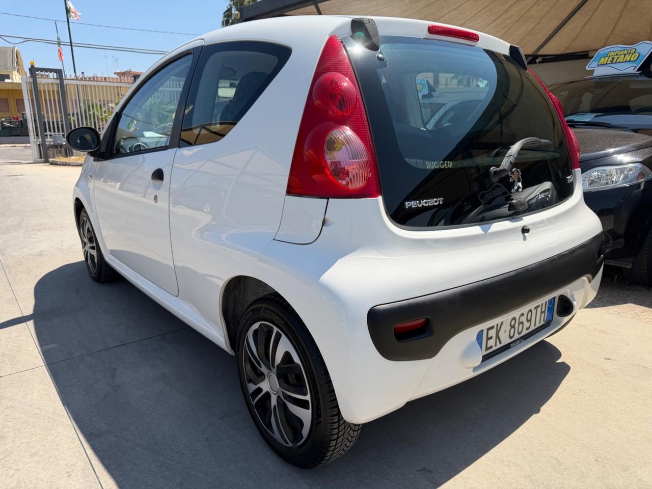 Peugeot 107 1.0 BENZINA 2012 - CLIMA, SERVOSTERZO