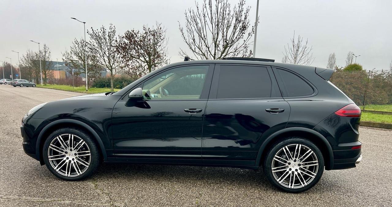 Porsche Cayenne 3.0 Diesel Platinum Edition