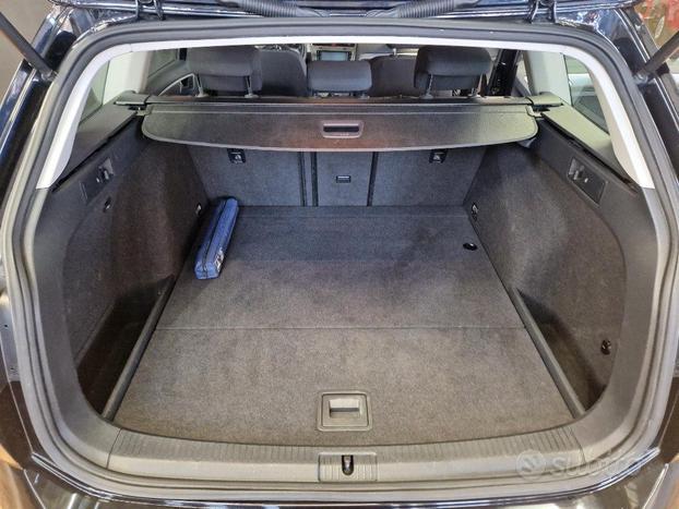 VOLKSWAGEN Golf Variant Business 1.6 TDI 105 CV