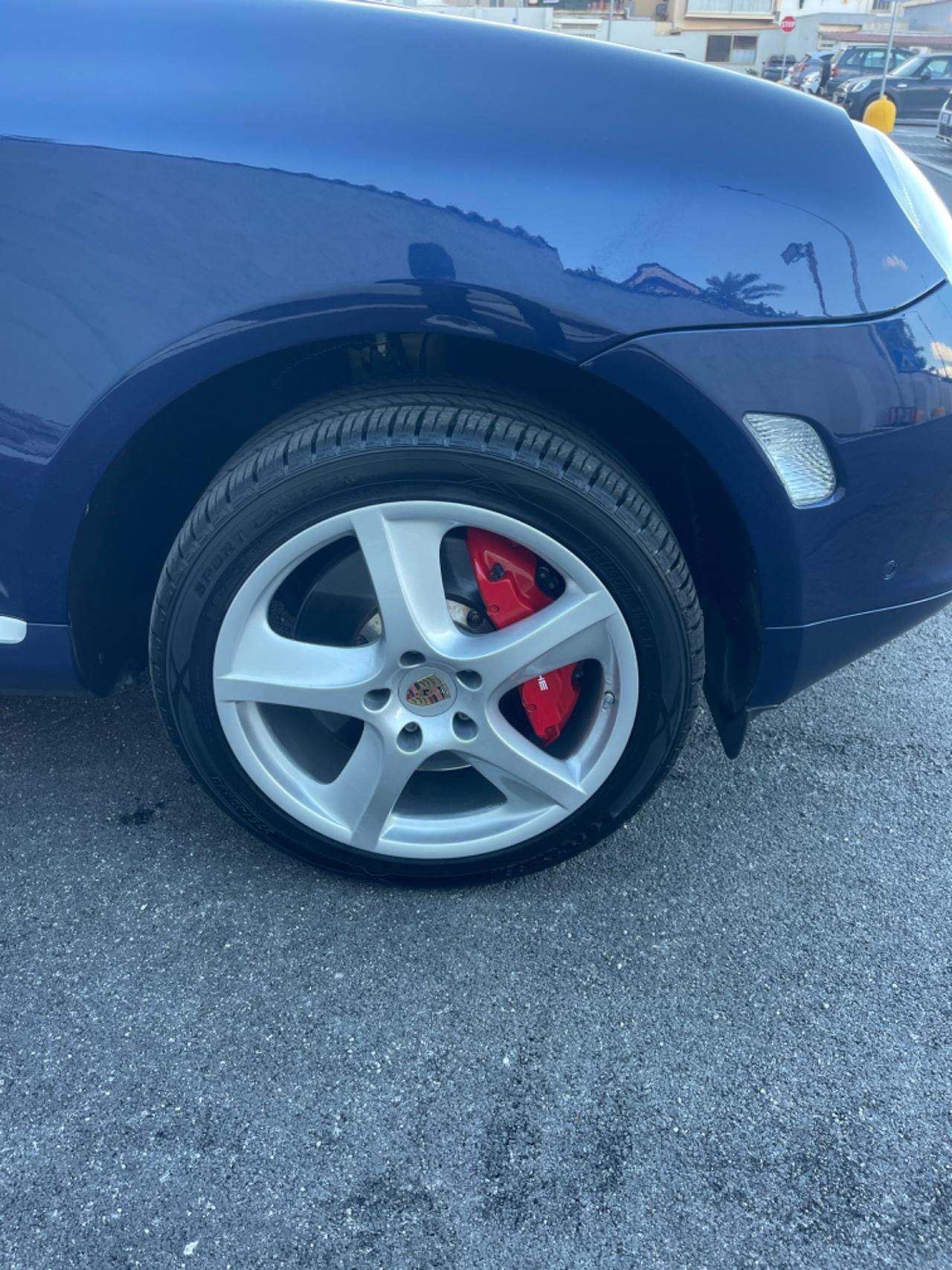 Porsche Cayenne 4.5 cat Turbo S
