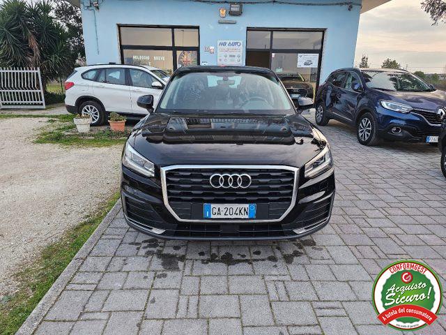AUDI Q2 30 TDI Business