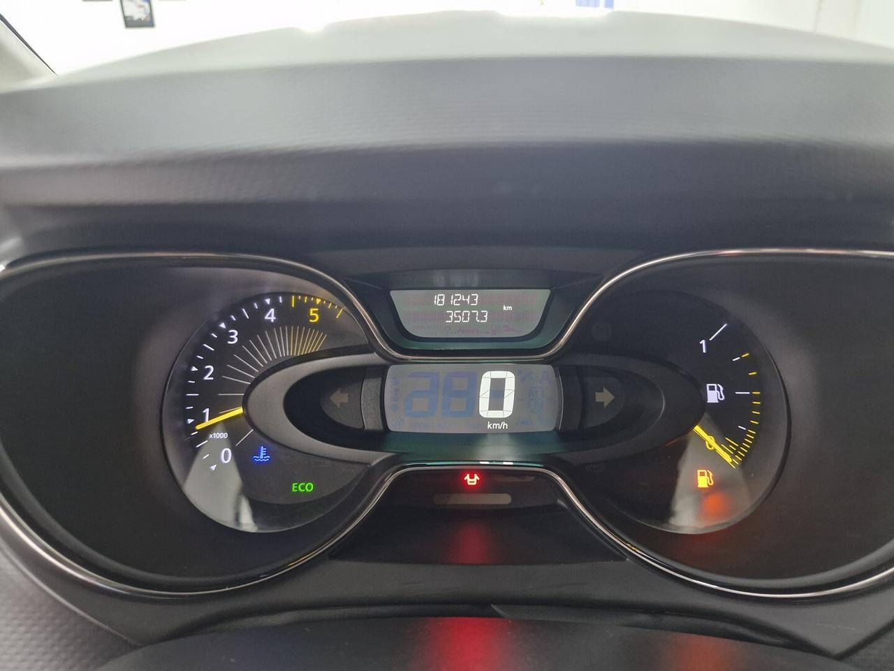 RENAULT CAPTUR 1.5 DCI 90CV Project Runway