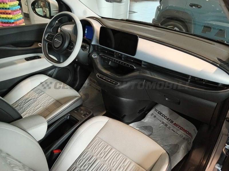 FIAT 500 500e Hatchback My25 500e - LaPrima 320 Berlina