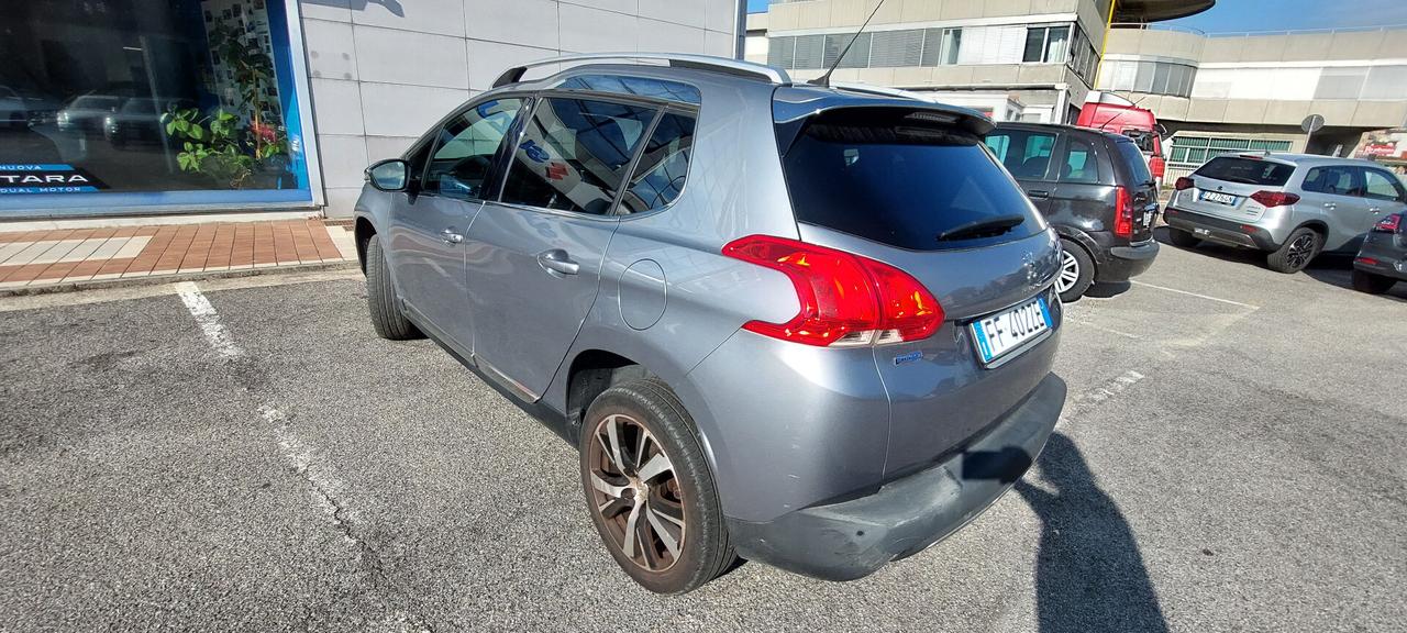 Peugeot 2008 BlueHDi 120 S&S Allure