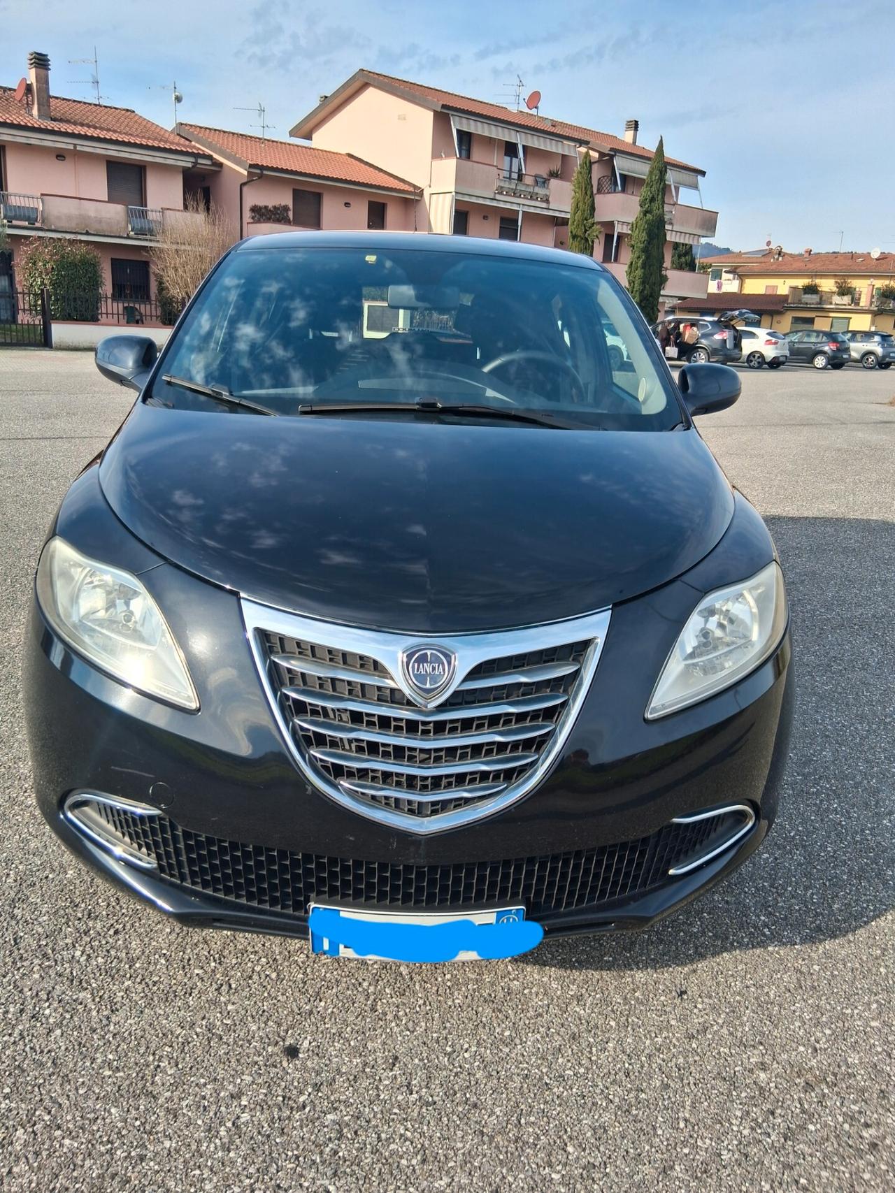 Lancia Ypsilon 1.2 69 CV 5 porte S&S Gold