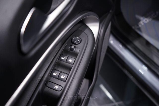 JEEP Avenger 1.2 Turbo 100cv Summit INFOTAINMENT & CONVENIENCE