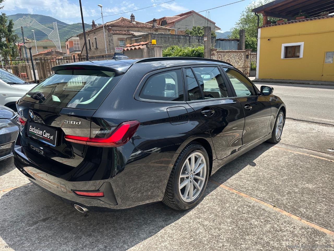 BMW 318d 48V Touring Business Advantage