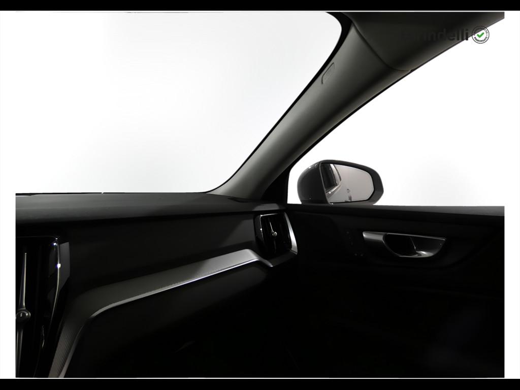 VOLVO V60 CC (2018-2024) - V60 Cross Country B4 (d) AWD automatico Ultimate