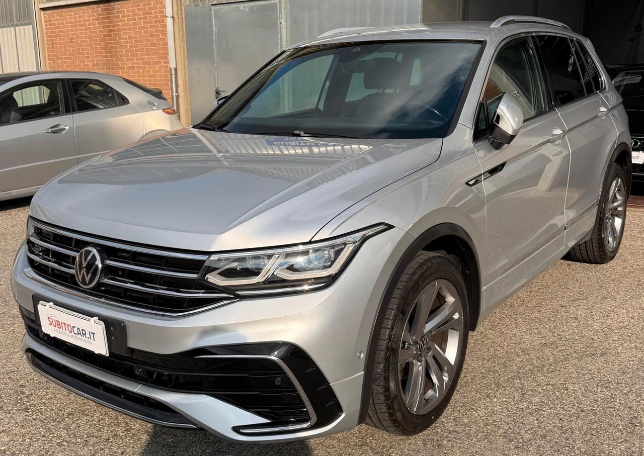 Volkswagen Tiguan 2.0 TDI 150 CV SCR DSG 4MOTION R-Line