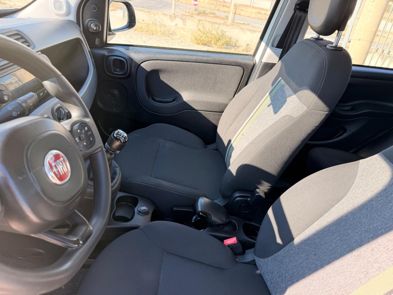 Fiat Panda allestimento Cross 1.2 benzina e GPL anno 2020