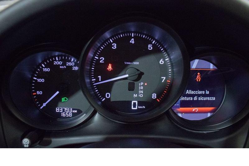 Porsche Macan 2.0 265cv