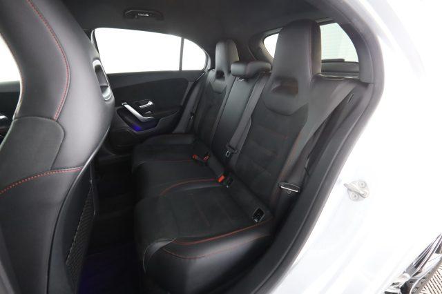 MERCEDES-BENZ A 180 A 180 d Automatic Premium