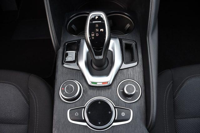 ALFA ROMEO Giulia 2.2 Turbodiesel 190 CV AT8 Super Business