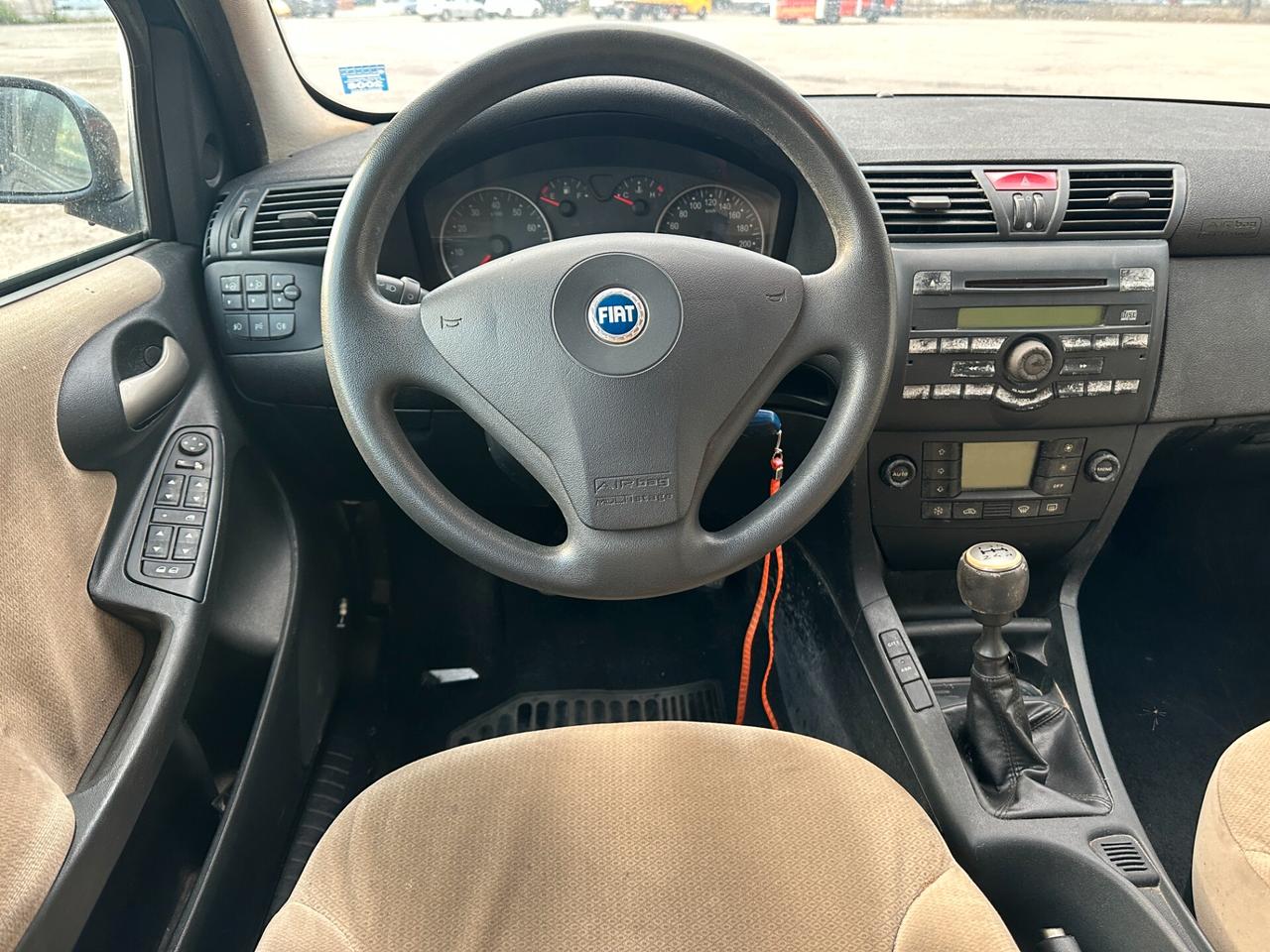 Fiat Stilo 1.6i Benzina 16V 5 porte Dynamic