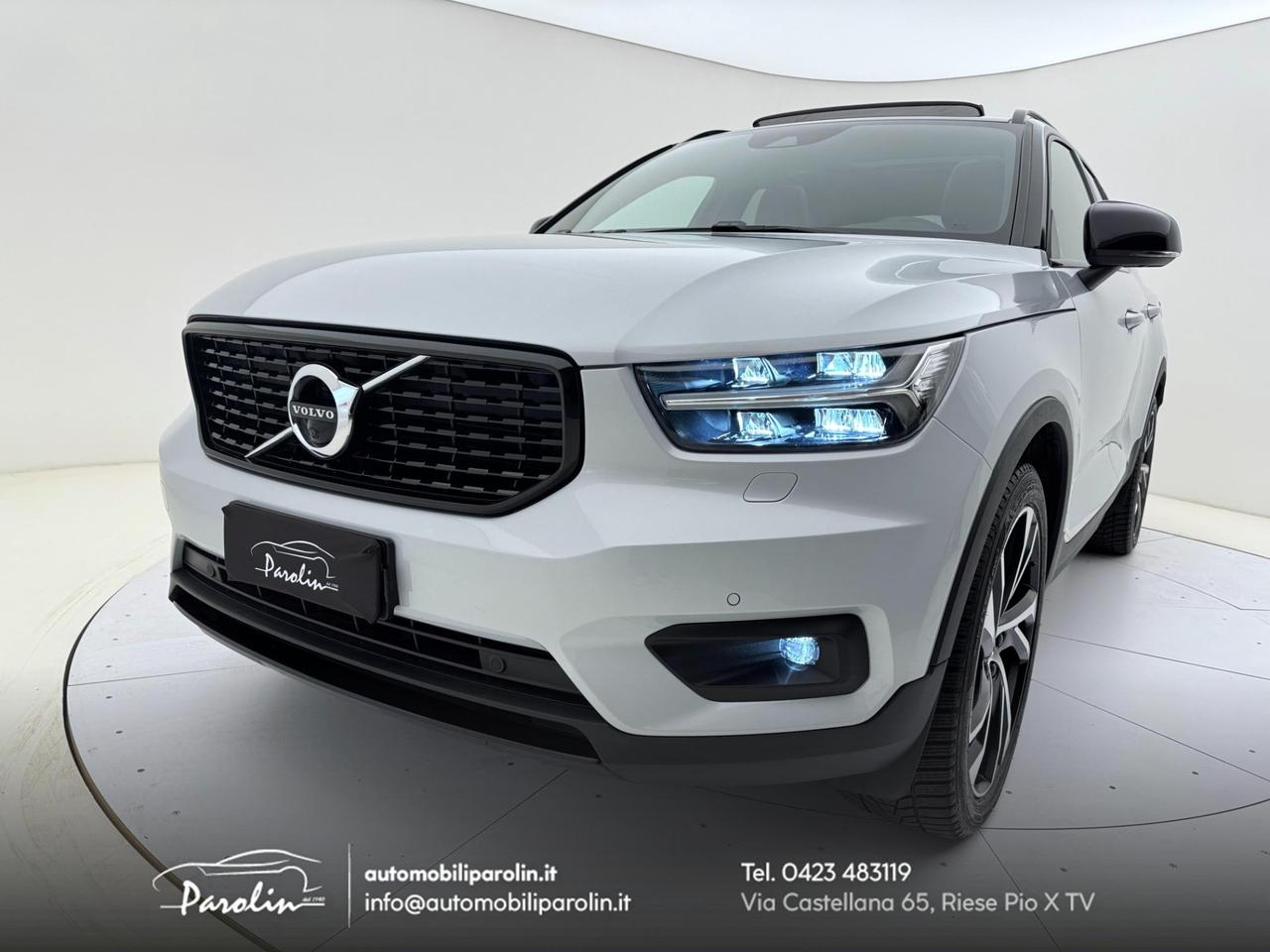 Volvo XC40 2.0 b5 R-design awd auto Tetto-Pelle-360°