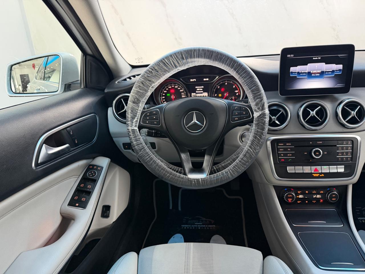 Mercedes-benz GLA 200 d Automatic Premium