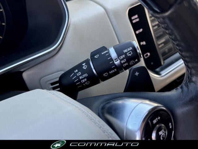 LAND ROVER Range Rover 3.0 TDV6 Vogue