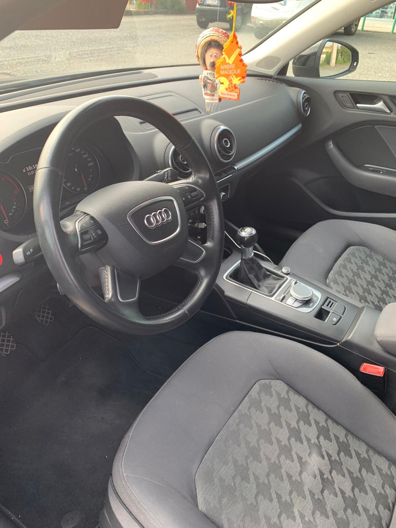 Audi A3 SPB 1.6 TDI clean diesel Ambiente