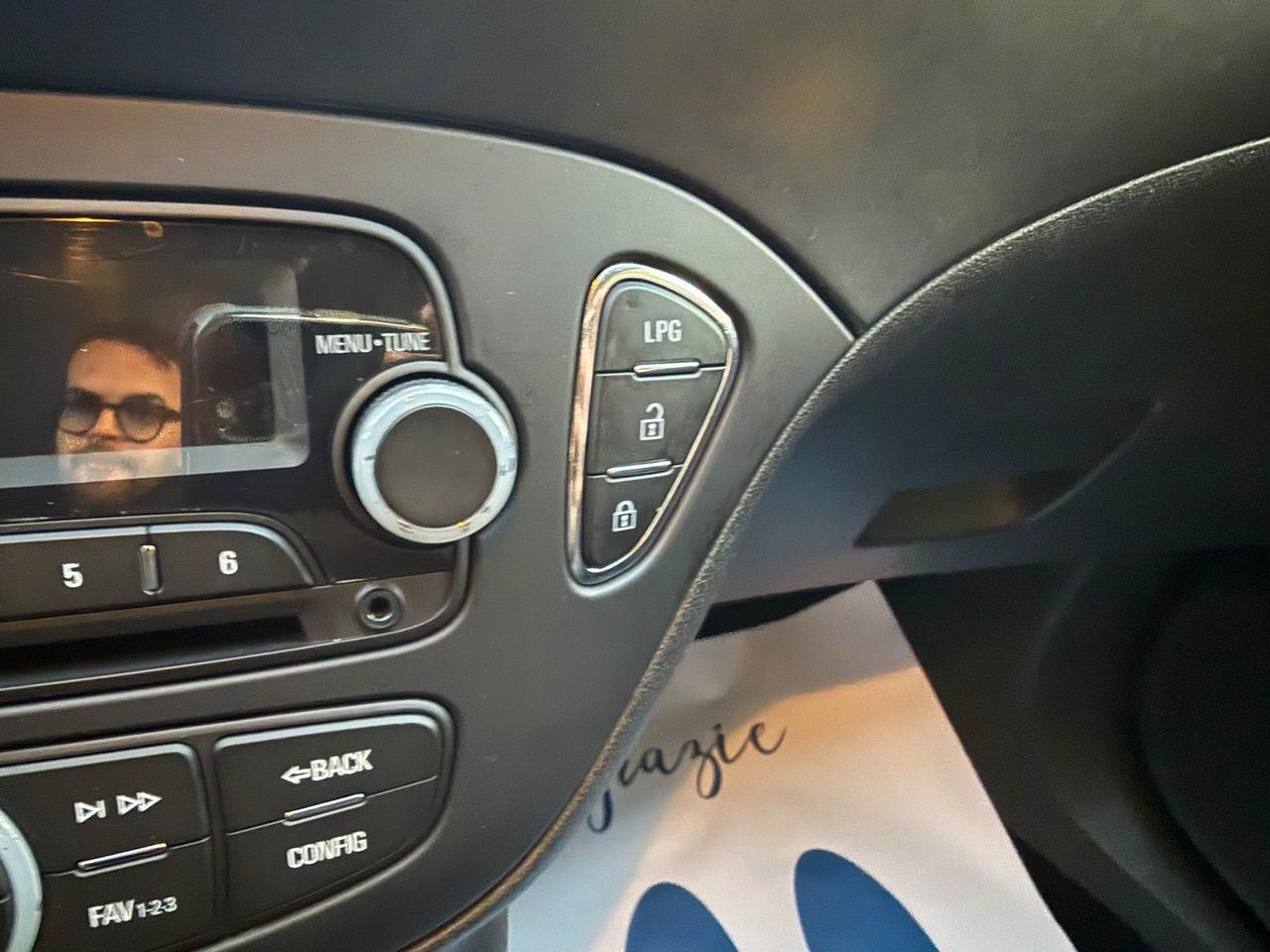 Opel Corsa 1.4 90CV GPL - OK NEOPATENTATI