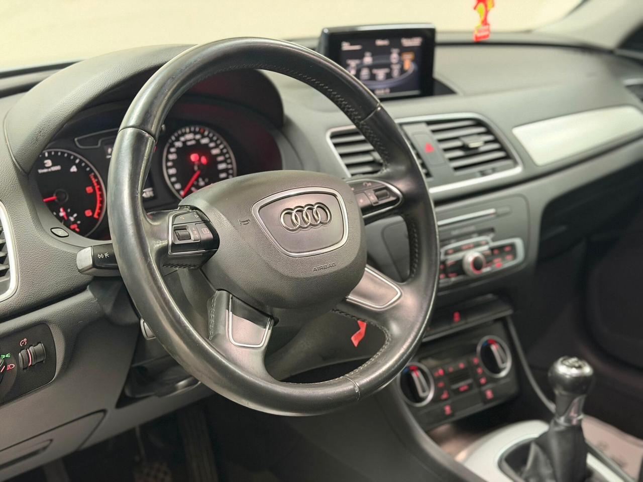 Audi Q3 2.0 TDI 120 CV S LINE EDITION