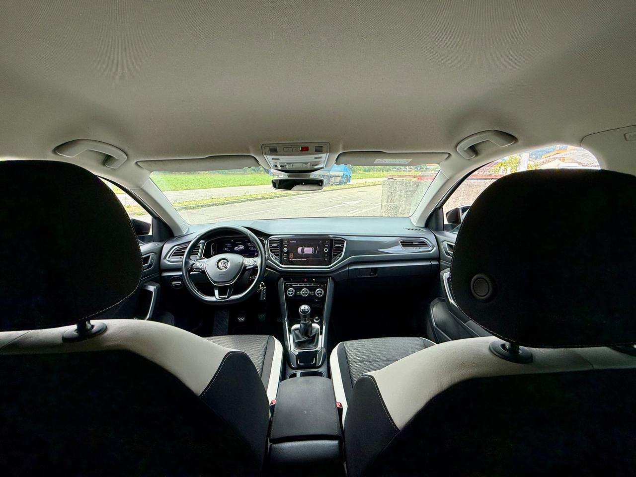 VOLKSWAGEN T-ROC 1.6 TDI SCR Advanced 2019