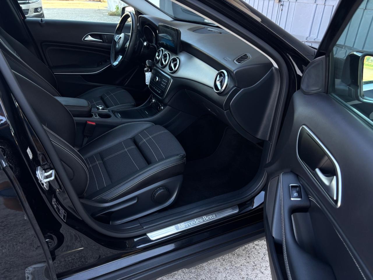 Mercedes-benz GLA 200 d Automatic 4Matic Premium