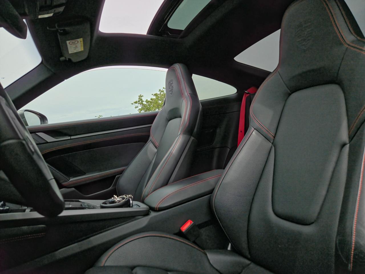 Porsche 911 Carrera 4S