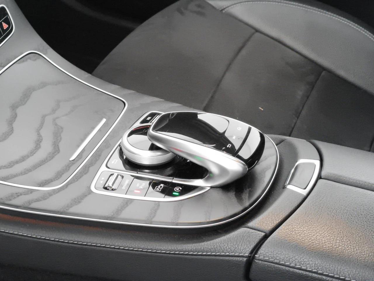 Mercedes Classe E E 220d Berlina Premium 4matic